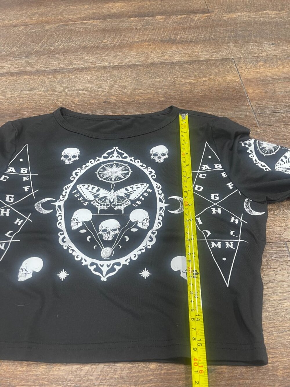 ROMWE Gothic Whimsigoth Skull Moth Celestial Crop Top M - Picture 5 of 7